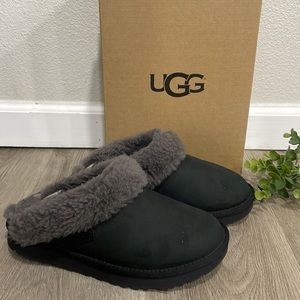 UGG Cluggette Black Slipper- Size 7